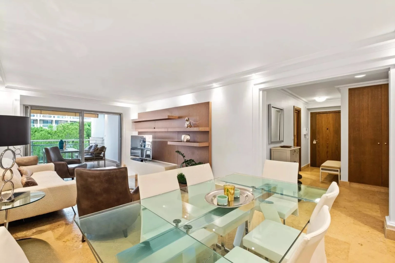 Квартира в Каннах, Франция, 89 м² - фото 1