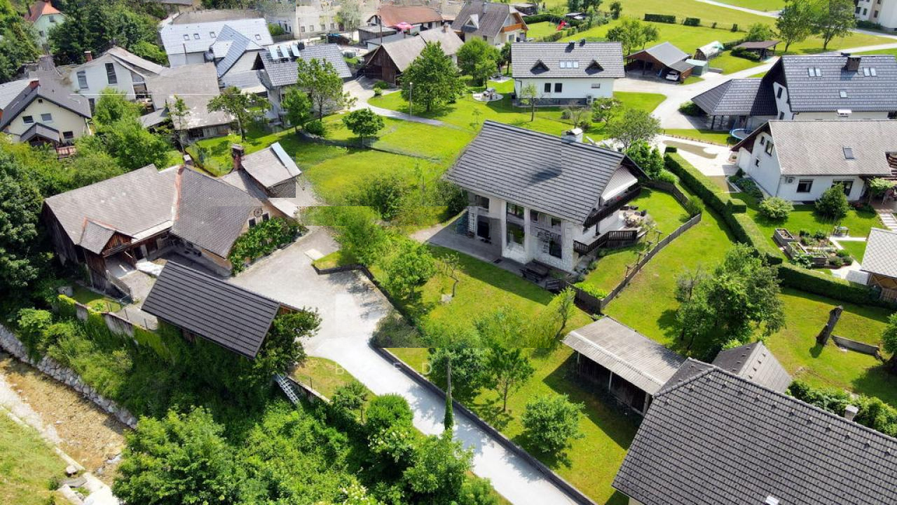 Дом в Радовлице, Словения, 551 м² - фото 1