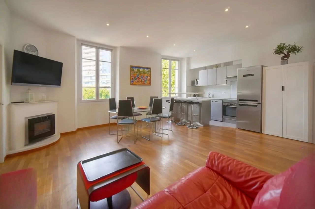 Квартира в Каннах, Франция, 70 м² - фото 2