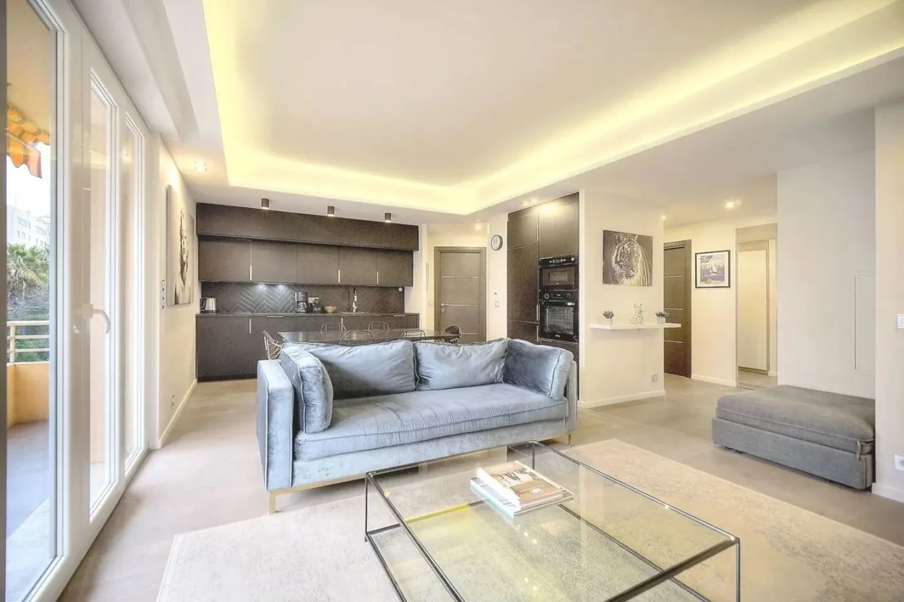 Квартира в Каннах, Франция, 72 м² - фото 2