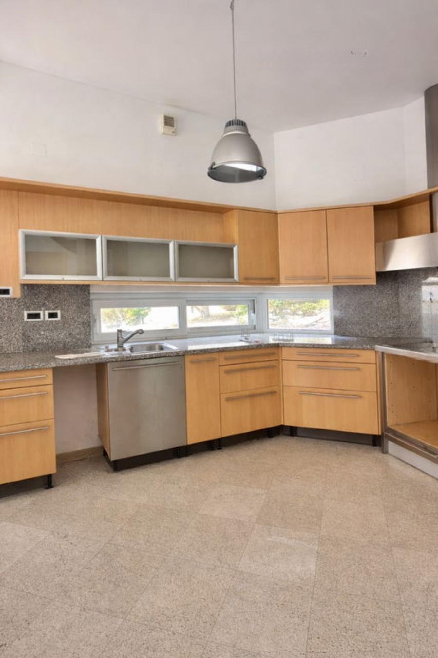 Дом в Тржиче, Словения, 1 106 м² - фото 3