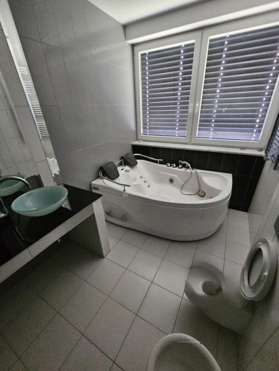 Квартира в Любляне, Словения, 179 м² - фото 8