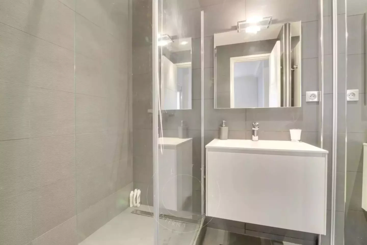 Квартира в Каннах, Франция, 45 м² - фото 8