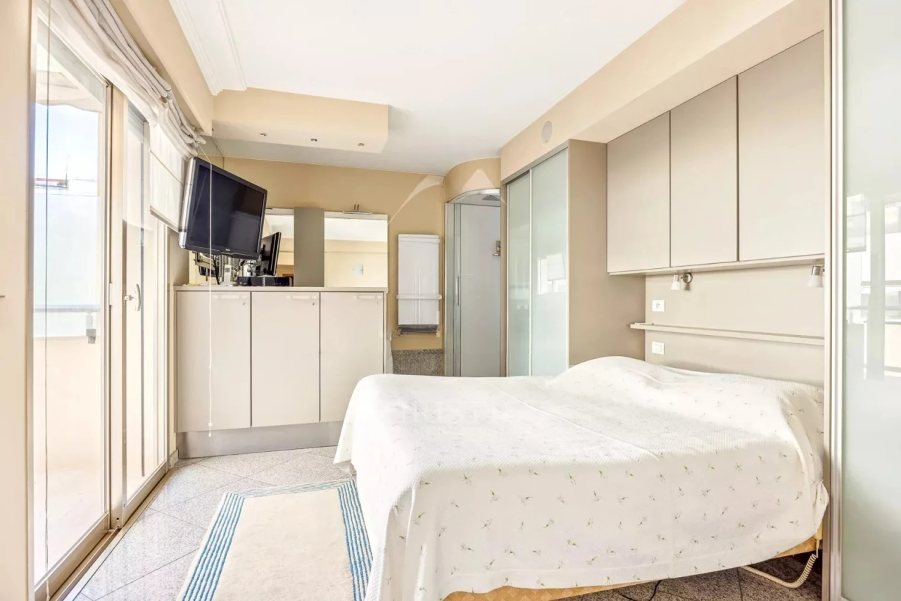 Квартира в Каннах, Франция, 58 м² - фото 9