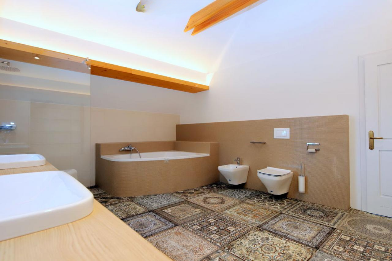 Дом в Бледе, Словения, 364 м² - фото 15