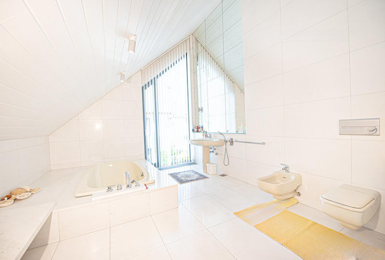 Дом в Бледе, Словения, 815 м² - фото 18