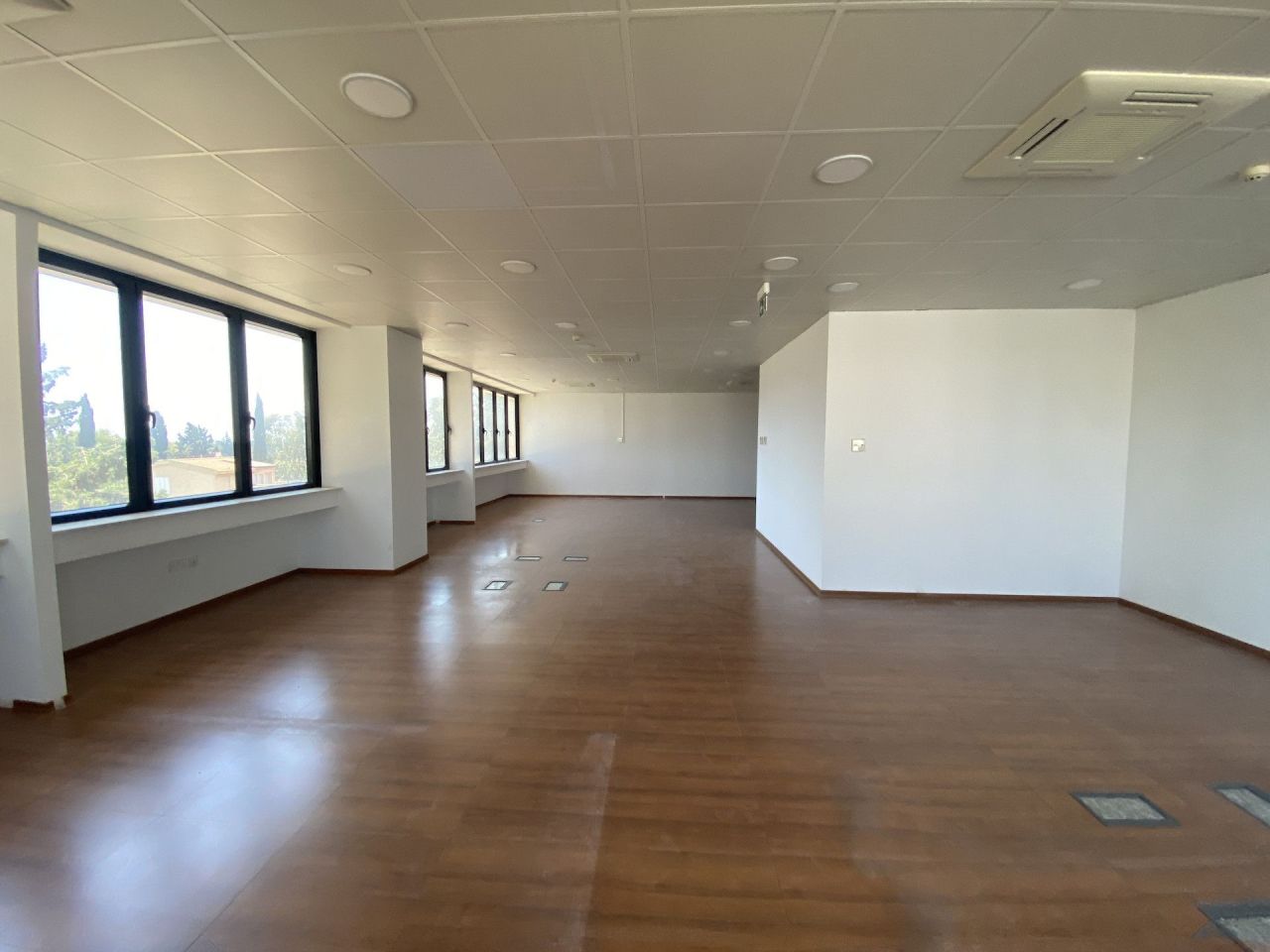 Офис в Пафосе, Кипр, 135 м² - фото 4