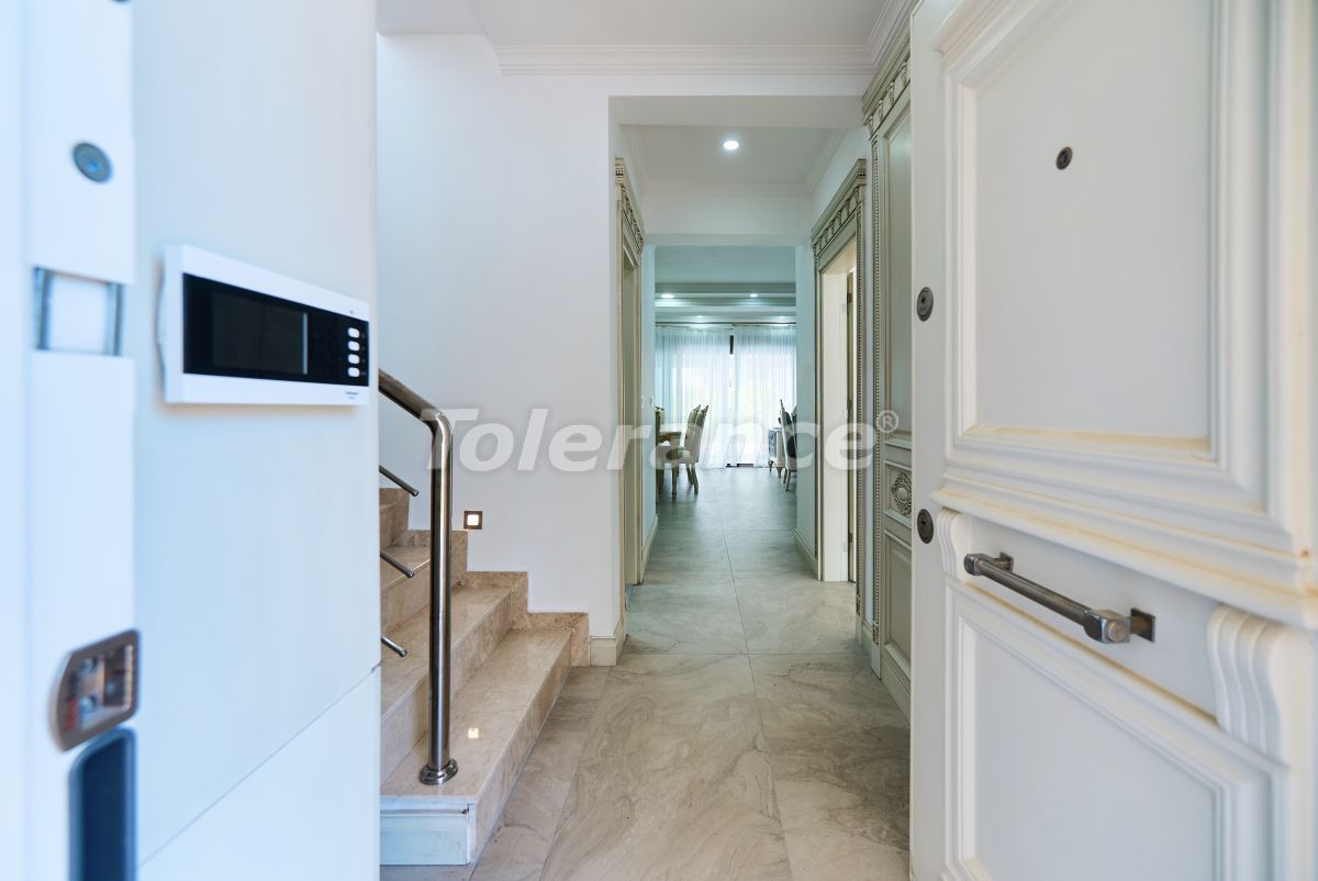 Вилла в Гёйнюке, Турция, 230 м² - фото 6