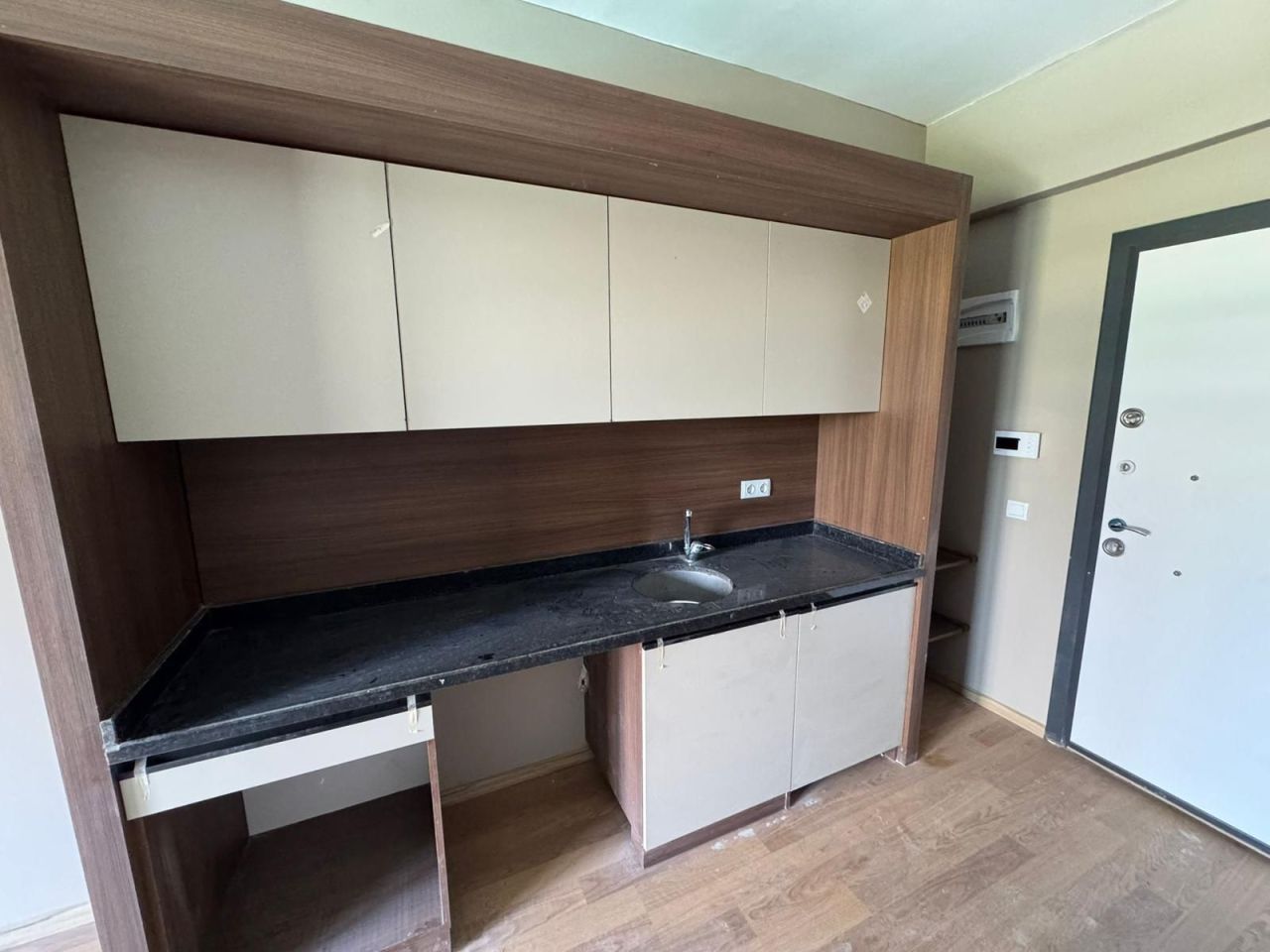 Квартира в Мерсине, Турция, 32 м² - фото 9