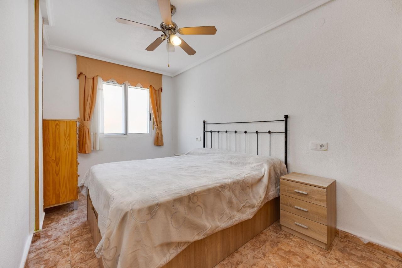 Квартира в Торревьехе, Испания, 60 м² - фото 10