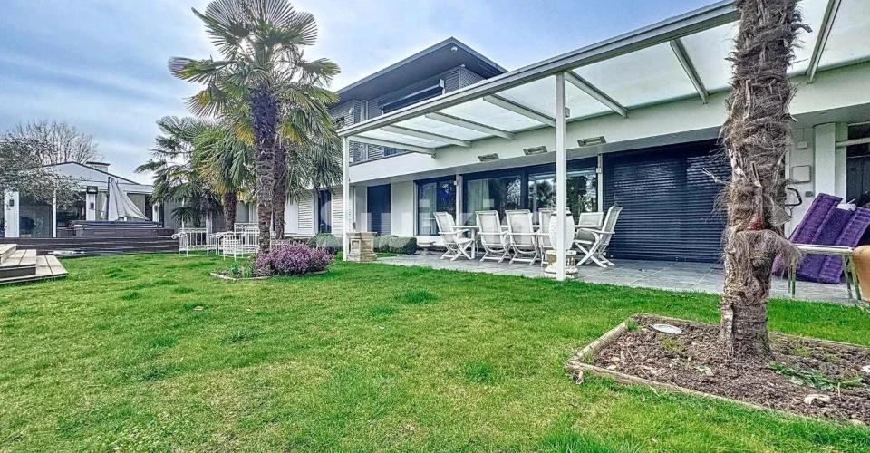 Квартира в Женеве, Швейцария, 340 м² - фото 1