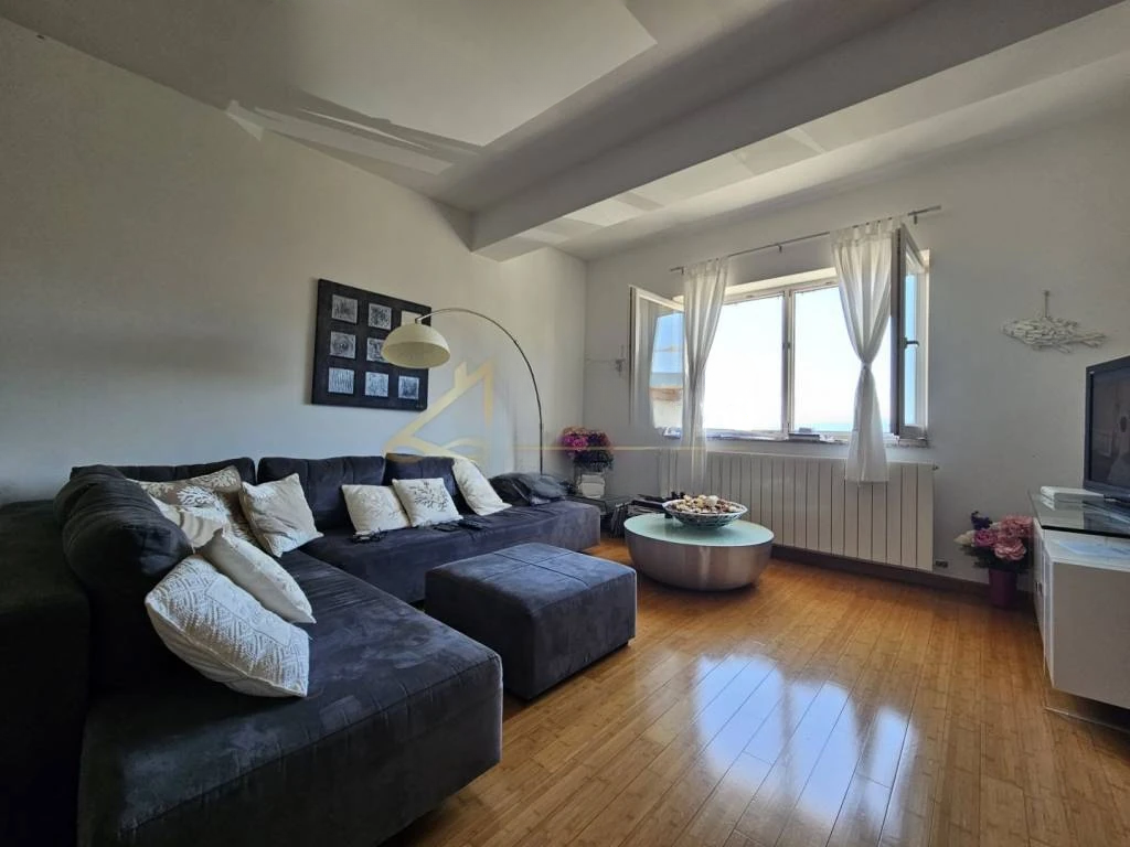 Квартира в Опатии, Хорватия, 91 м² - фото 2