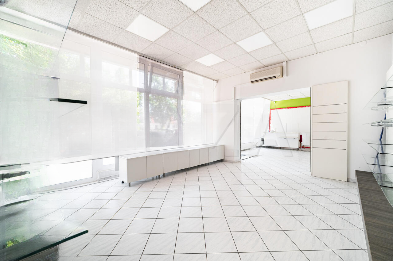 Офис в Любляне, Словения, 127 м² - фото 4