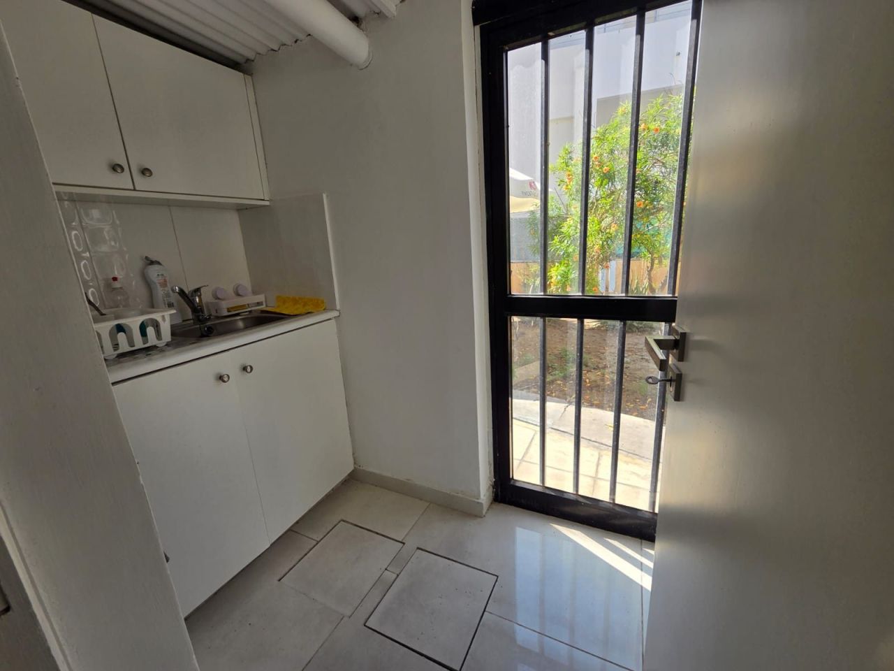 Офис Potamos Germasogeias, Кипр, 35 м² - фото 6