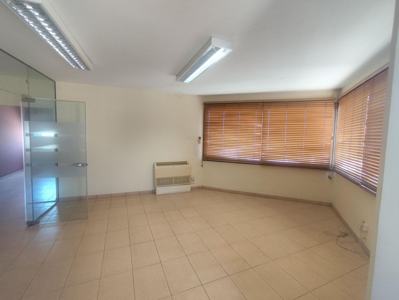 Офис Omonoia, Кипр, 150 м² - фото 10