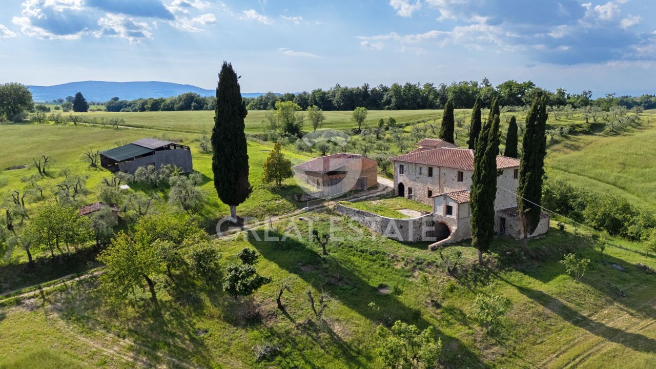 Дом Colle di Val d'Elsa, Италия, 681.85 м² - фото 3