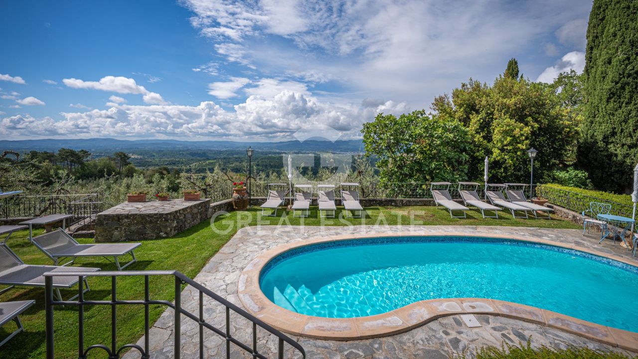 Дом Loro Ciuffenna, Италия, 775.6 м² - фото 6