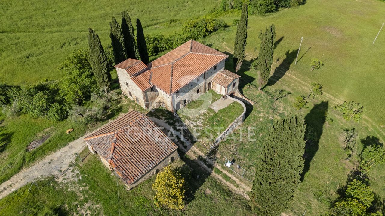 Дом Colle di Val d'Elsa, Италия, 681.85 м² - фото 6