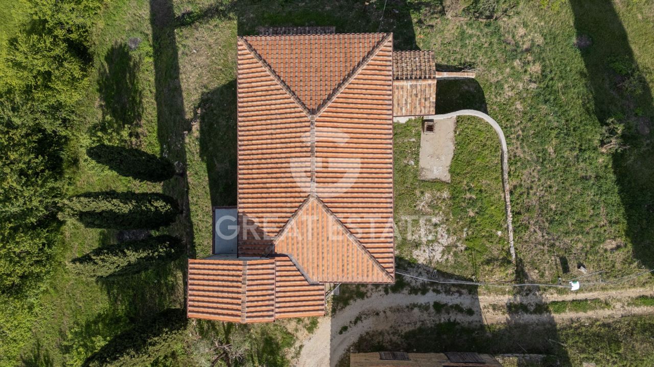 Дом Colle di Val d'Elsa, Италия, 681.85 м² - фото 7
