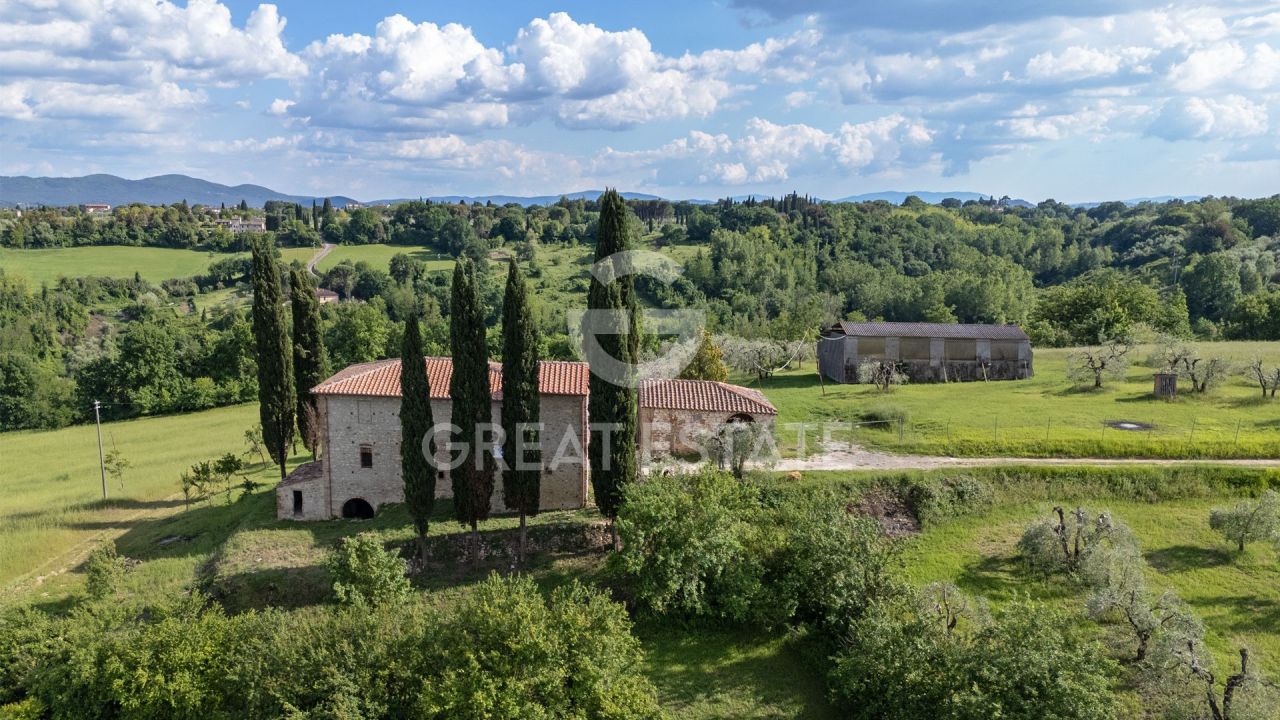 Дом Colle di Val d'Elsa, Италия, 681.85 м² - фото 9
