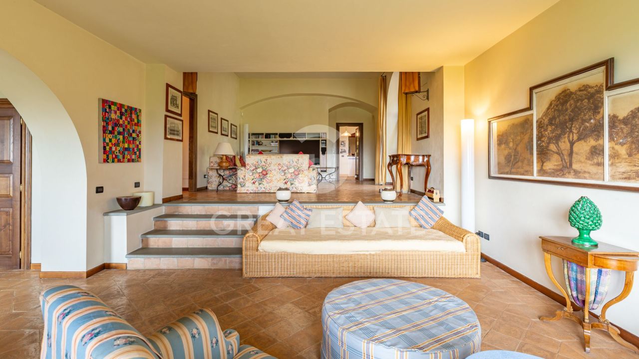 Дом в Четоне, Италия, 482.65 м² - фото 13