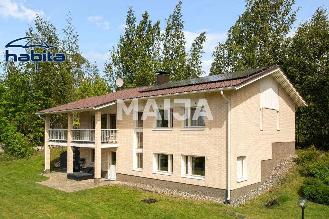 Дом в Холлола, Финляндия, 200 м² - фото 1