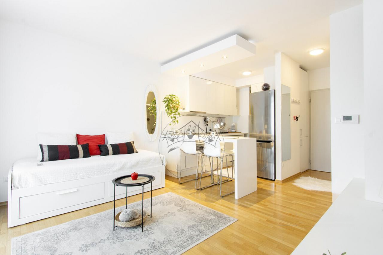 Квартира в Любляне, Словения, 37 м² - фото 1