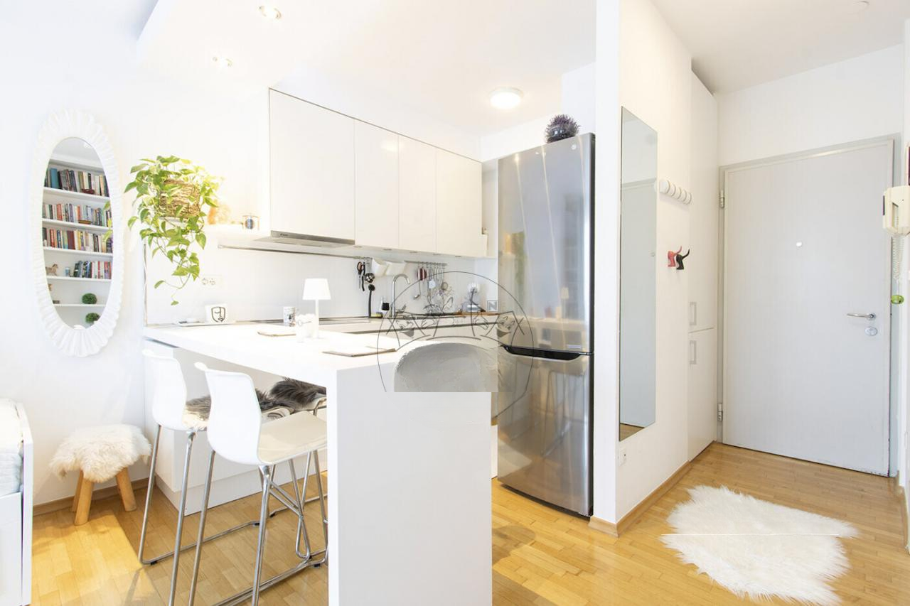 Квартира в Любляне, Словения, 37 м² - фото 2