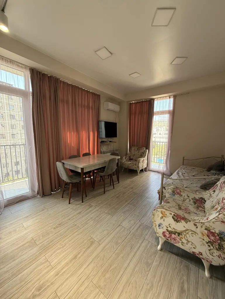 Квартира в Тбилиси, Грузия, 55 м² - фото 1