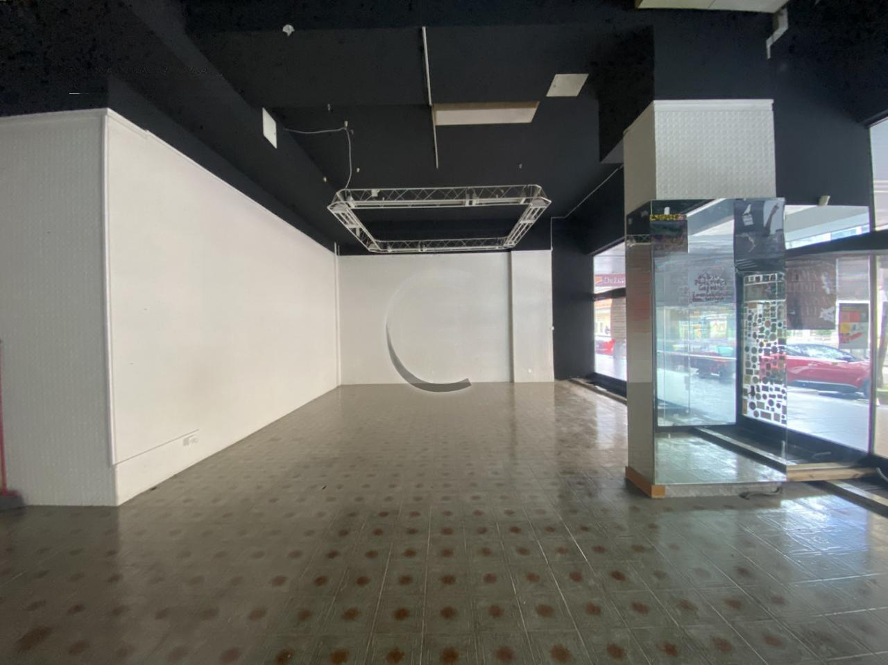 Офис в Любляне, Словения, 140 м² - фото 1