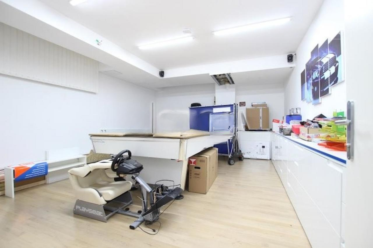Офис в Любляне, Словения, 225 м² - фото 2