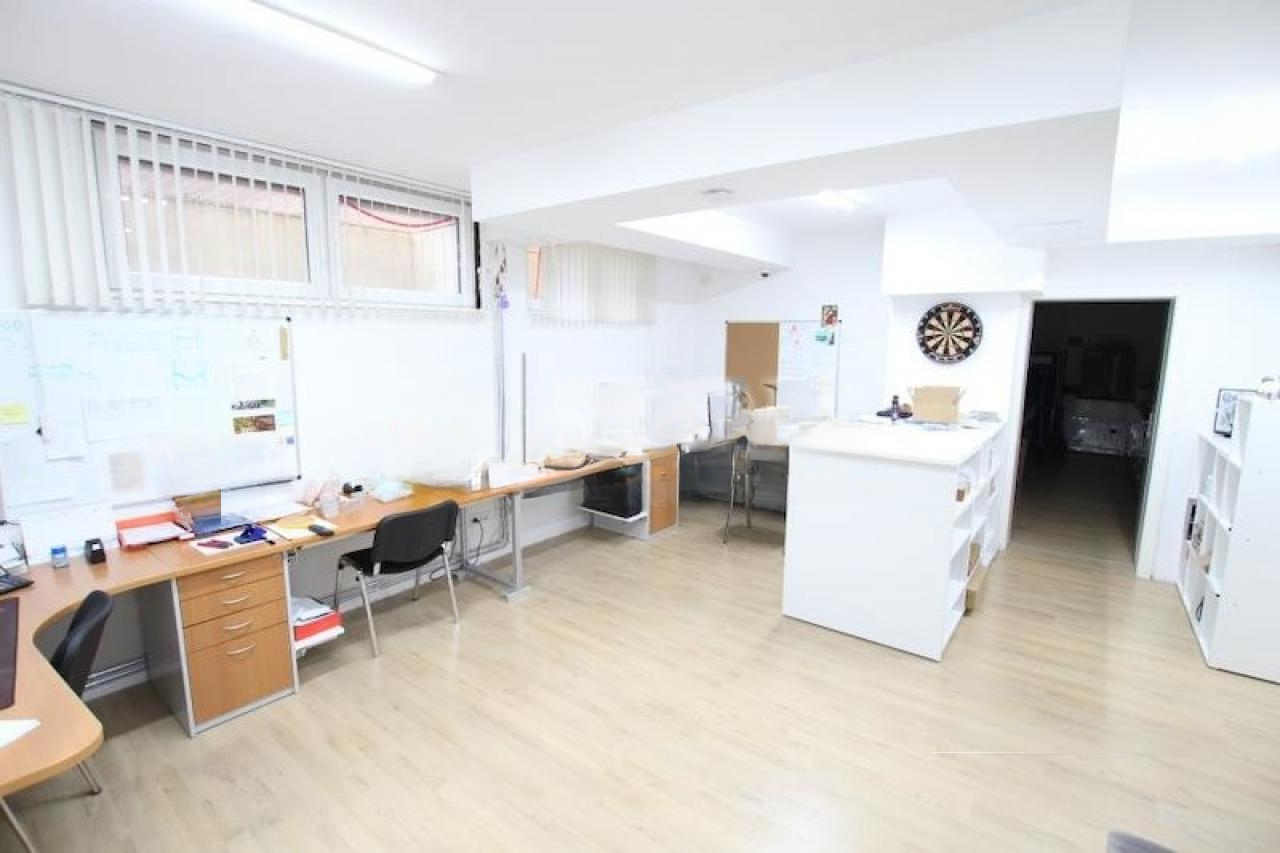 Офис в Любляне, Словения, 225 м² - фото 4