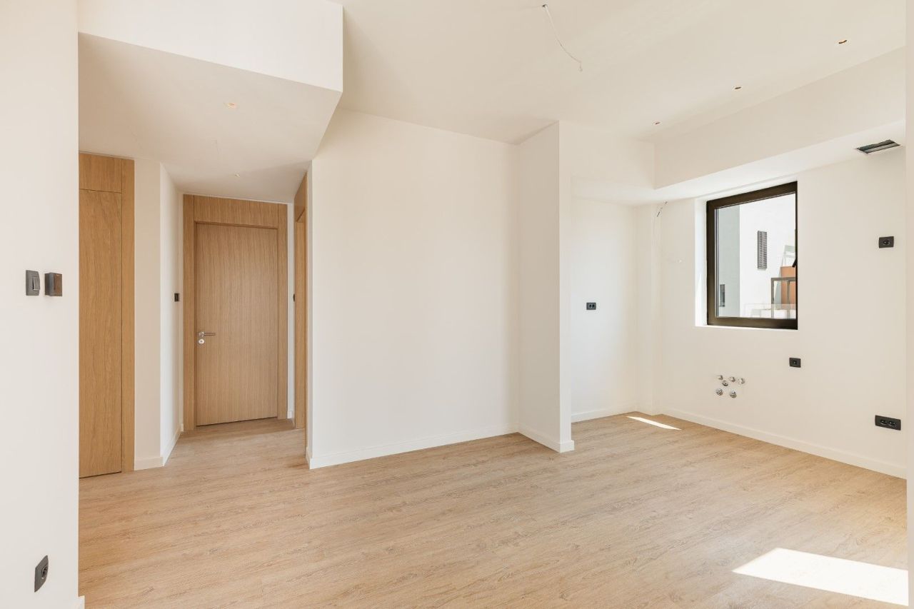 Апартаменты в Тивате, Черногория, 81 м² - фото 6