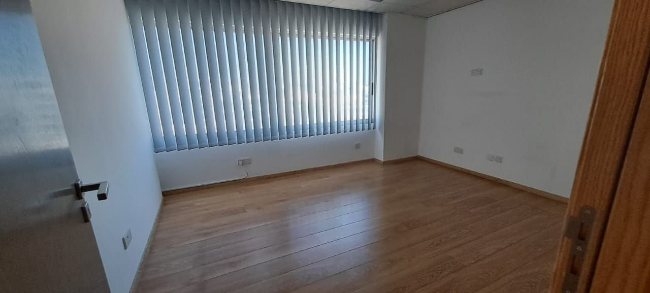 Офис Katholiki, Кипр, 200 м² - фото 3