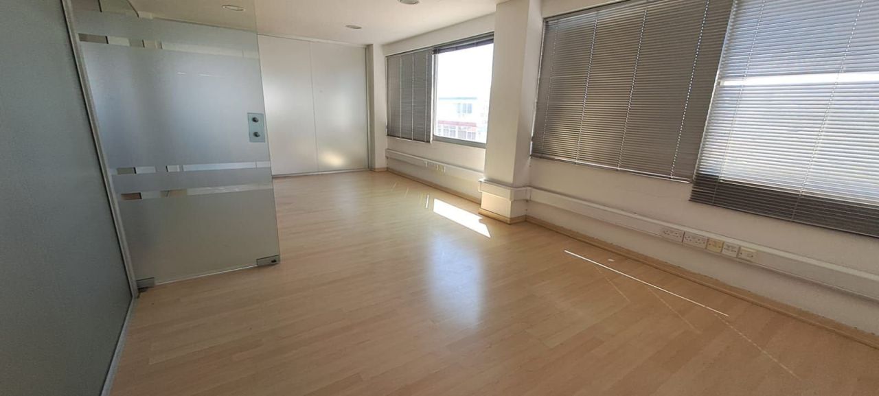 Офис Katholiki, Кипр, 400 м² - фото 6
