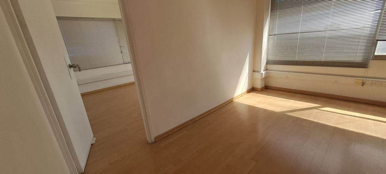 Офис Katholiki, Кипр, 400 м² - фото 14