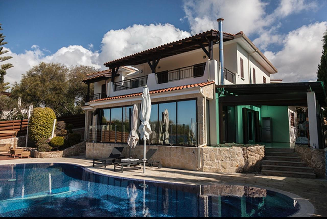 Дом в Тале, Кипр, 300 м² - фото 1