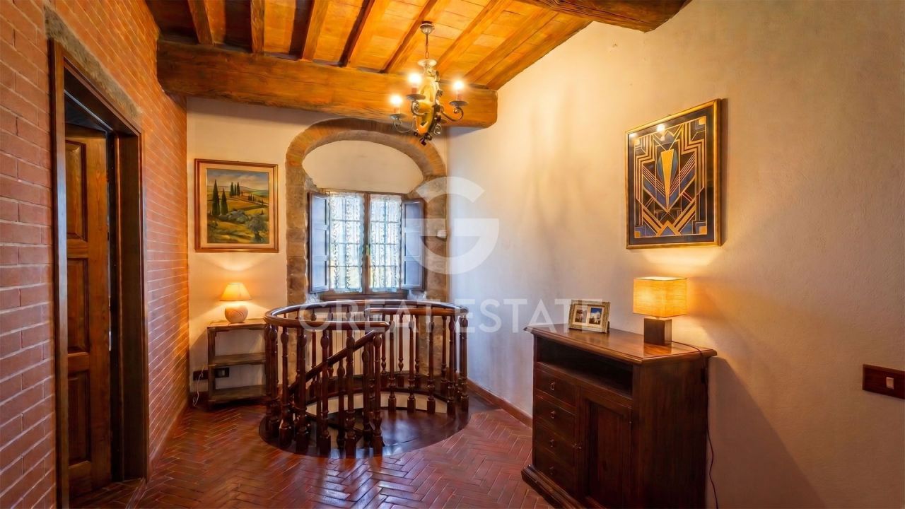 Вилла в Монтекатини-Валь-ди-Чечина, Италия, 706 м² - фото 15