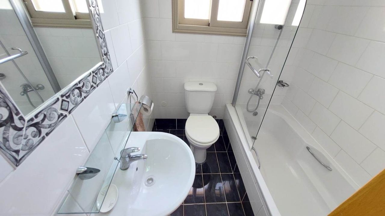 Вилла в Пафосе, Кипр, 160 м² - фото 16