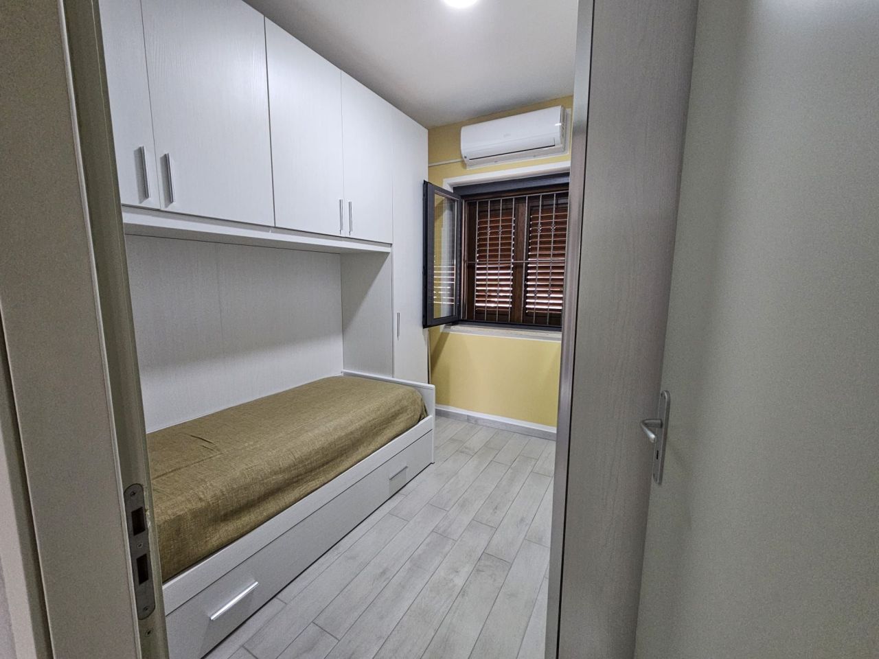 Квартира в Скалее, Италия, 78 м² - фото 8
