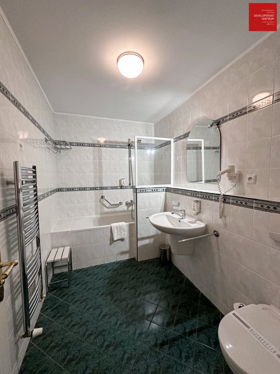 Отель, гостиница в Марианске-Лазне, Чехия, 616 м² - фото 13
