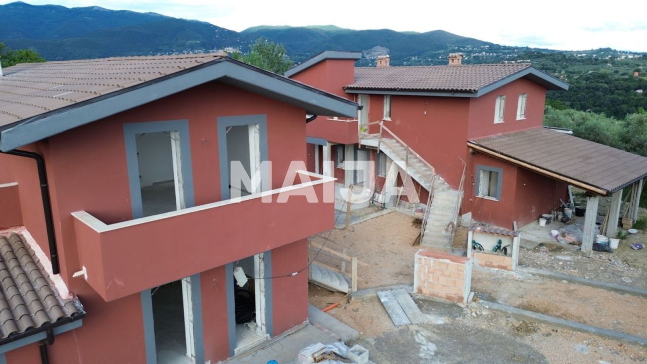 Дом в Риети, Италия, 215 м² - фото 5