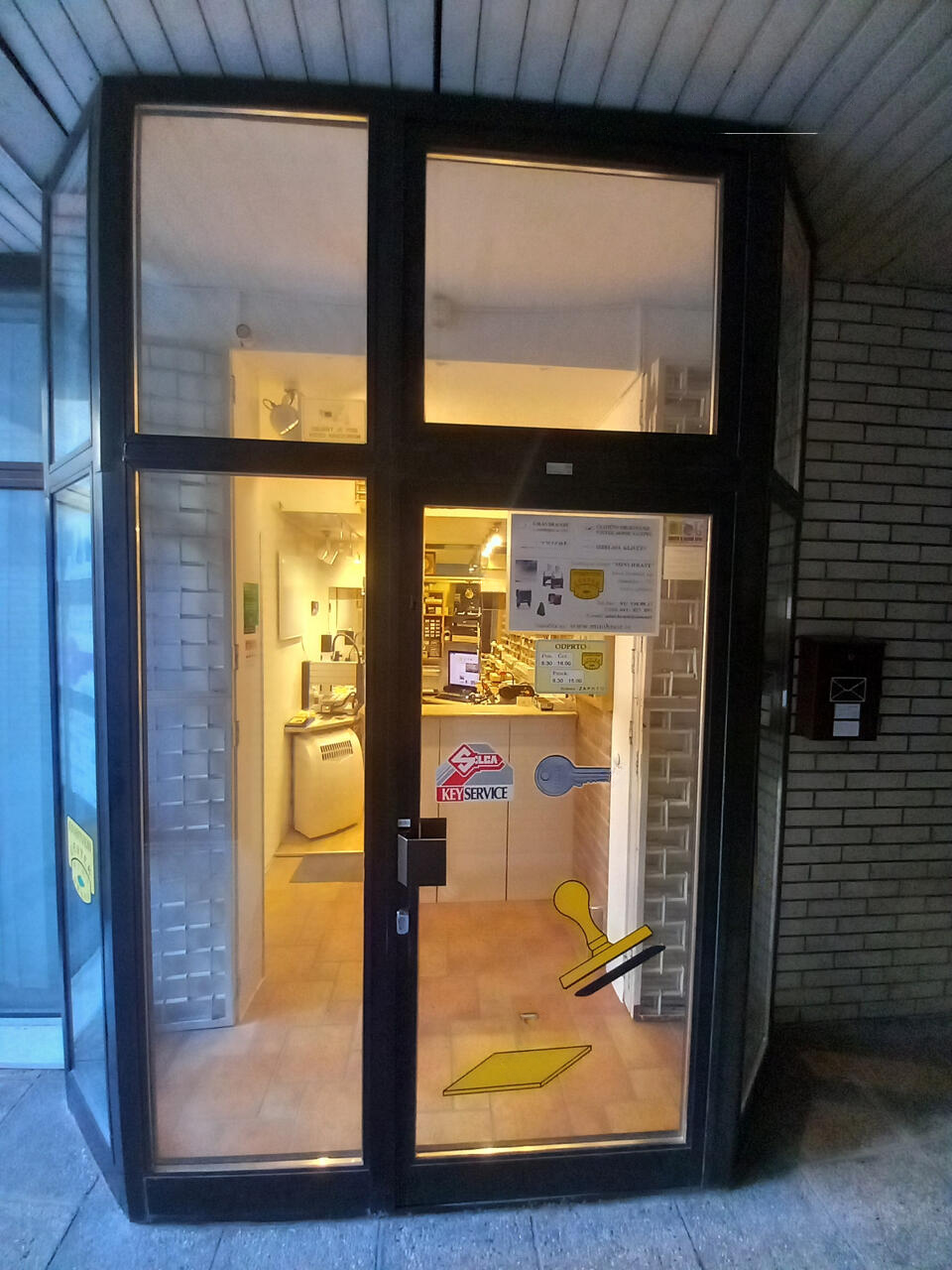 Офис в Любляне, Словения, 8 м² - фото 1
