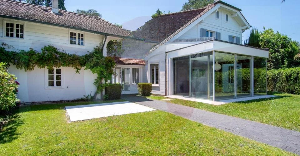 Квартира в Женеве, Швейцария, 330 м² - фото 1