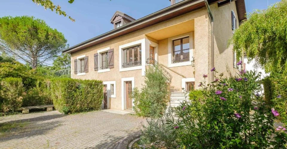 Квартира в Женеве, Швейцария, 210 м² - фото 1