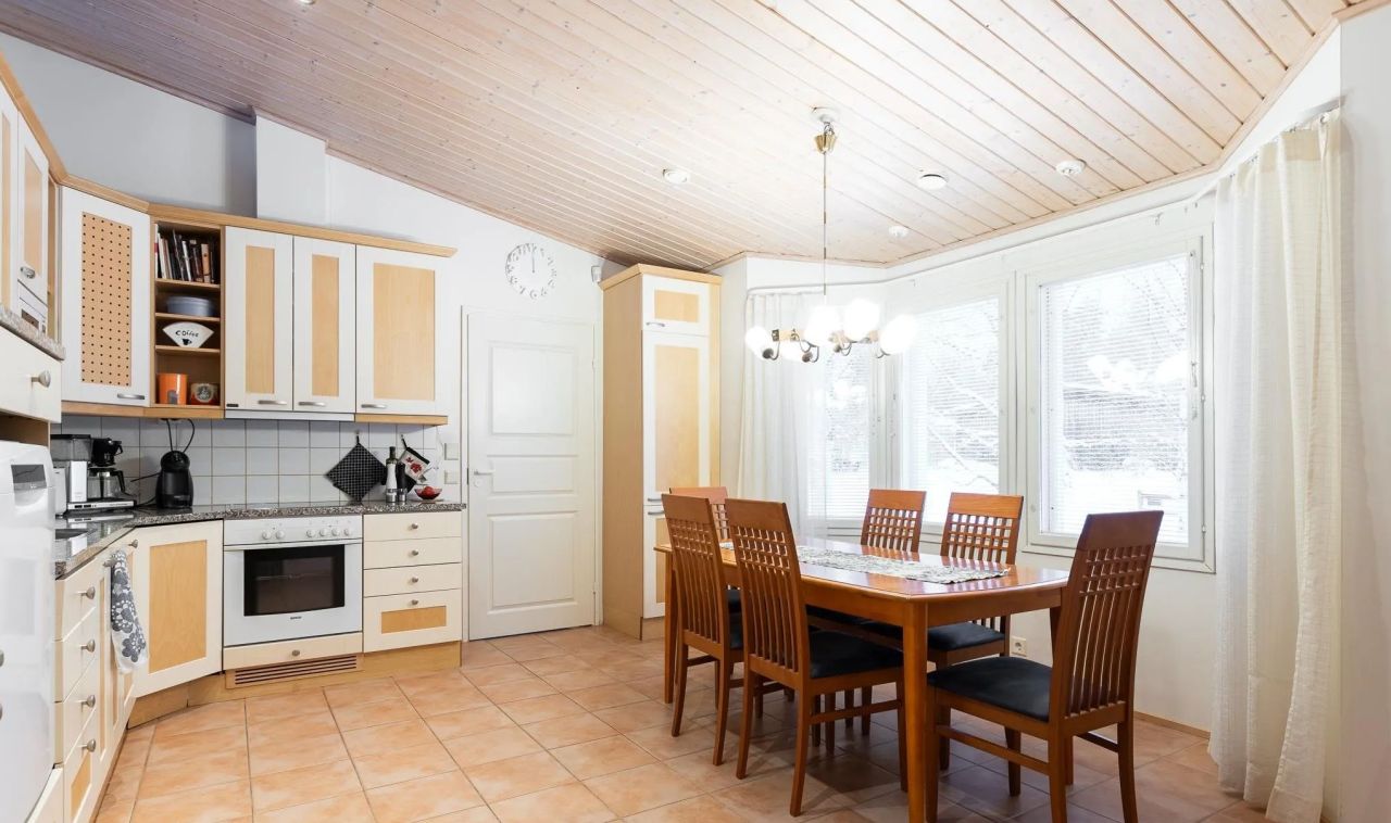 Дом в Рованиеми, Финляндия, 134 м² - фото 10