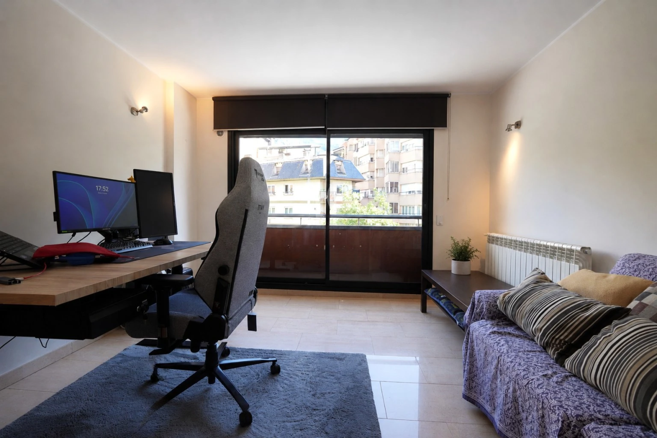 Квартира в Эскальдесе, Андорра, 57 м² - фото 1