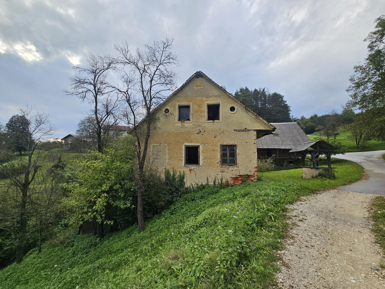 Ферма в Целе, Словения, 1 360 м² - фото 3