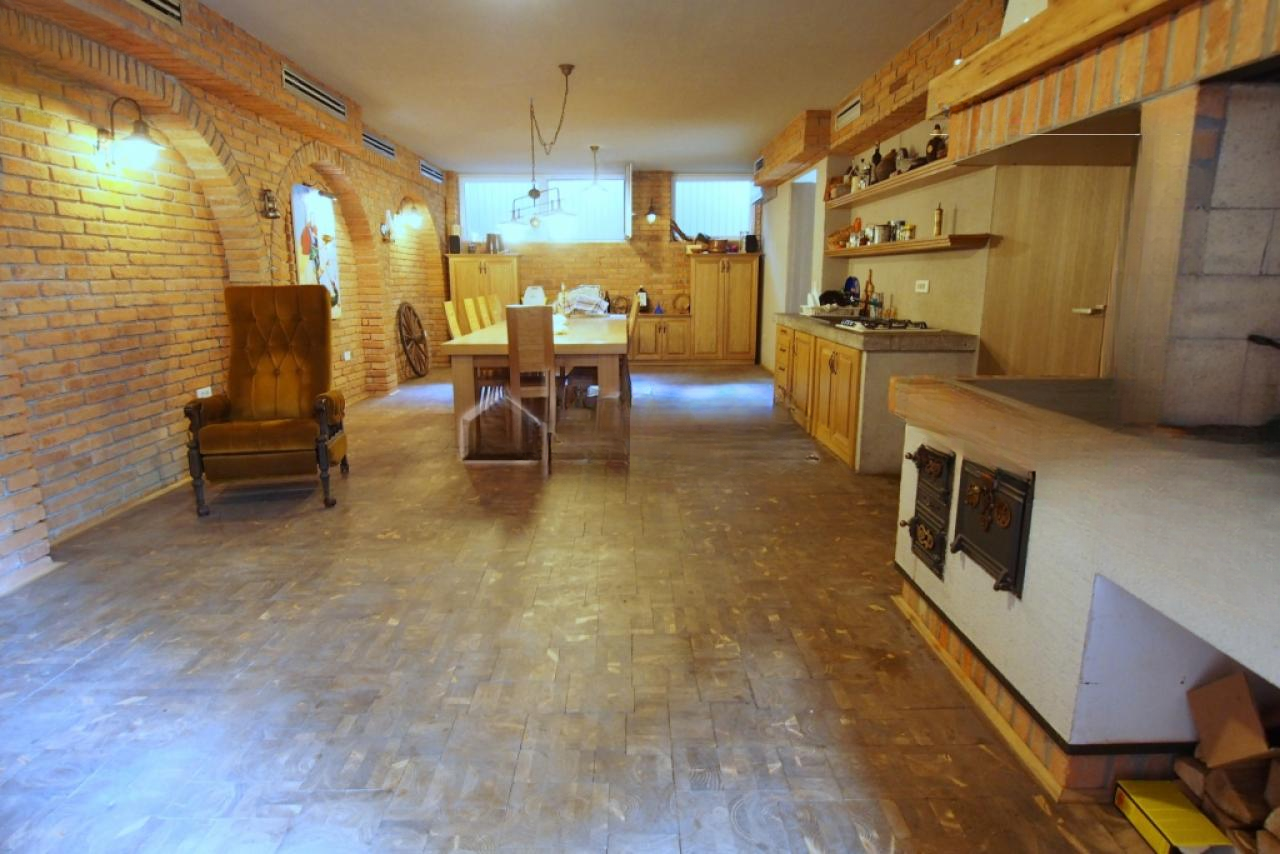 Дом в Любляне, Словения, 489 м² - фото 6