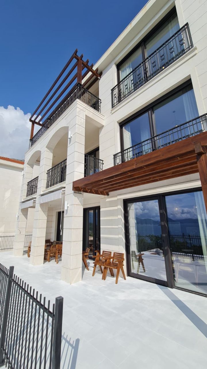 Вилла в Режевичах, Черногория, 280 м² - фото 2
